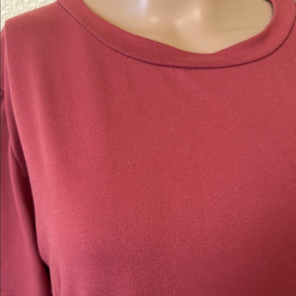 Relaxed Red Short Sleeve Boxy Tee with Matching shorts - Picture 3 of 5